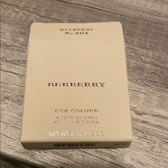 Burberry eye shadow. - Picture 5 of 5